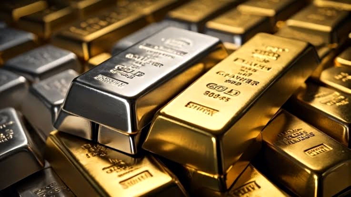 Gold and silver price today in kolkata 17 November 2024